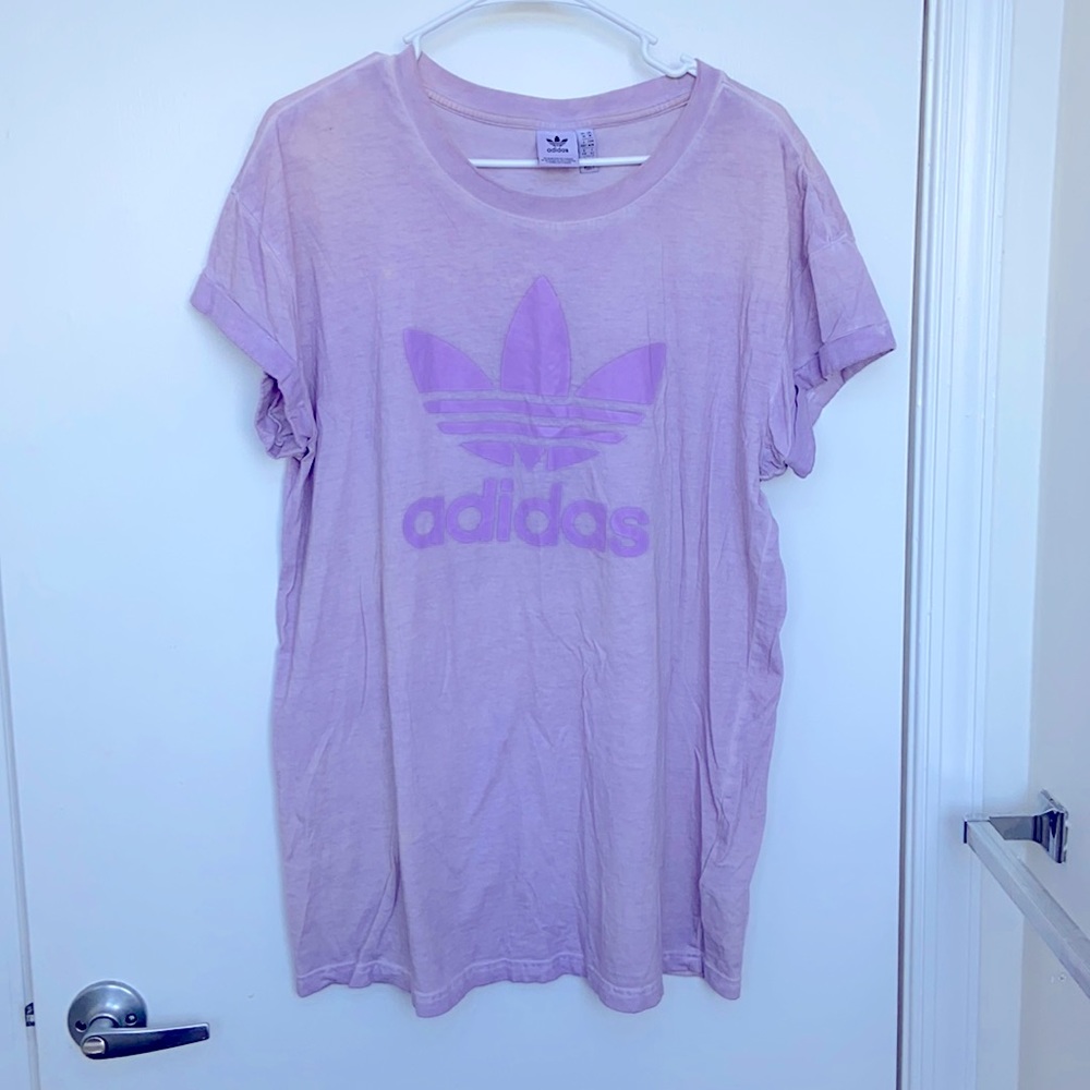 Adidas oversized t/shirt